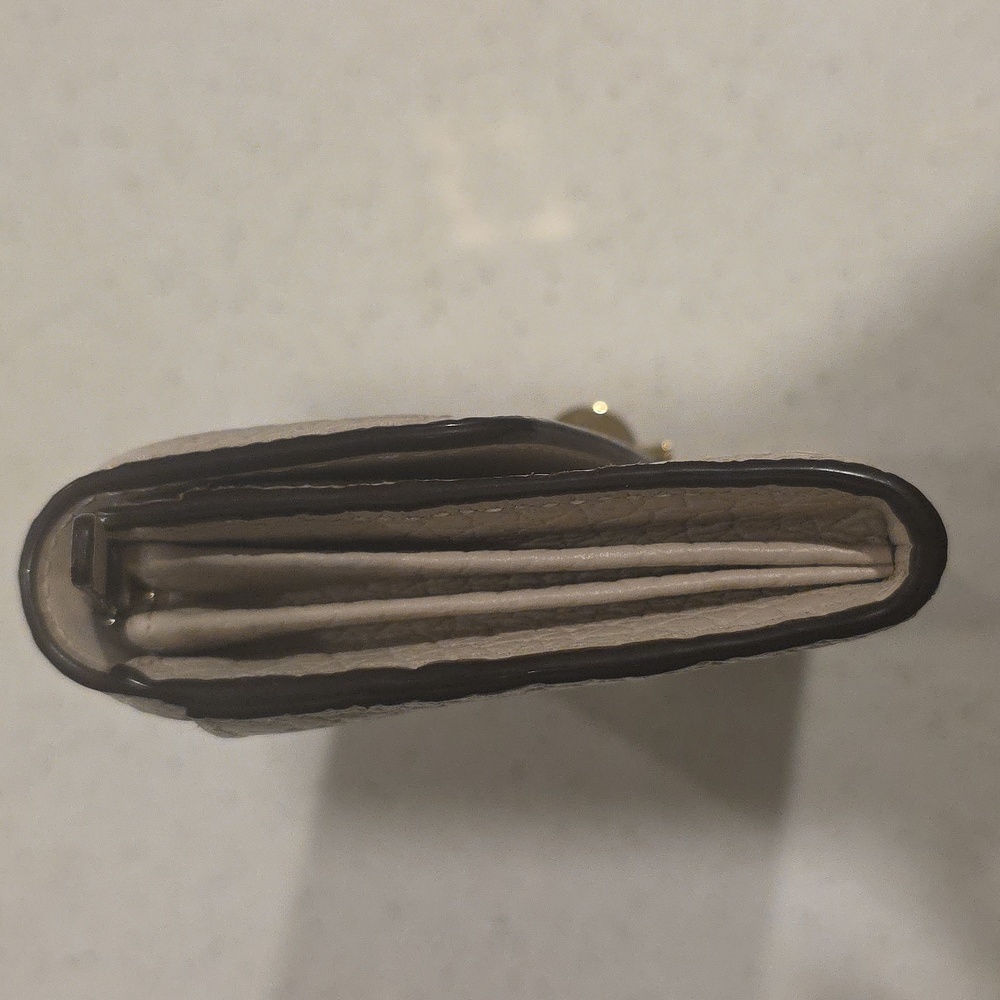 Kate Spade Wallet - Picture 3 of 10